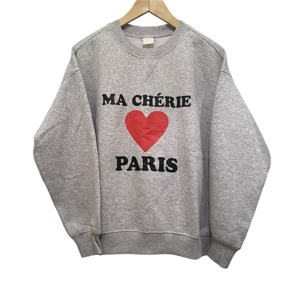 Ma Chérie Paris Gray Sweatshirt with Red Heart